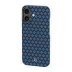 Ansicht der Kevlar® iPhone 17 Hülle mit schlankem Design, leichter Langlebigkeit und präzisen Aussparungen.