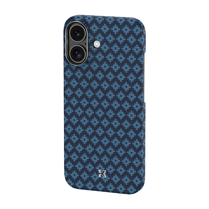 Ansicht der Kevlar® iPhone 17 Hülle mit schlankem Design, leichter Langlebigkeit und präzisen Aussparungen.