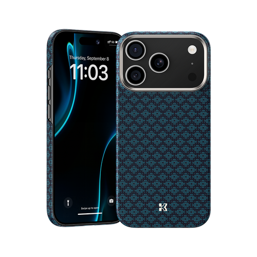 Ansicht der Kevlar® iPhone 17 Pro Max Hülle mit schlankem Design, leichter Langlebigkeit und präzisen Aussparungen.