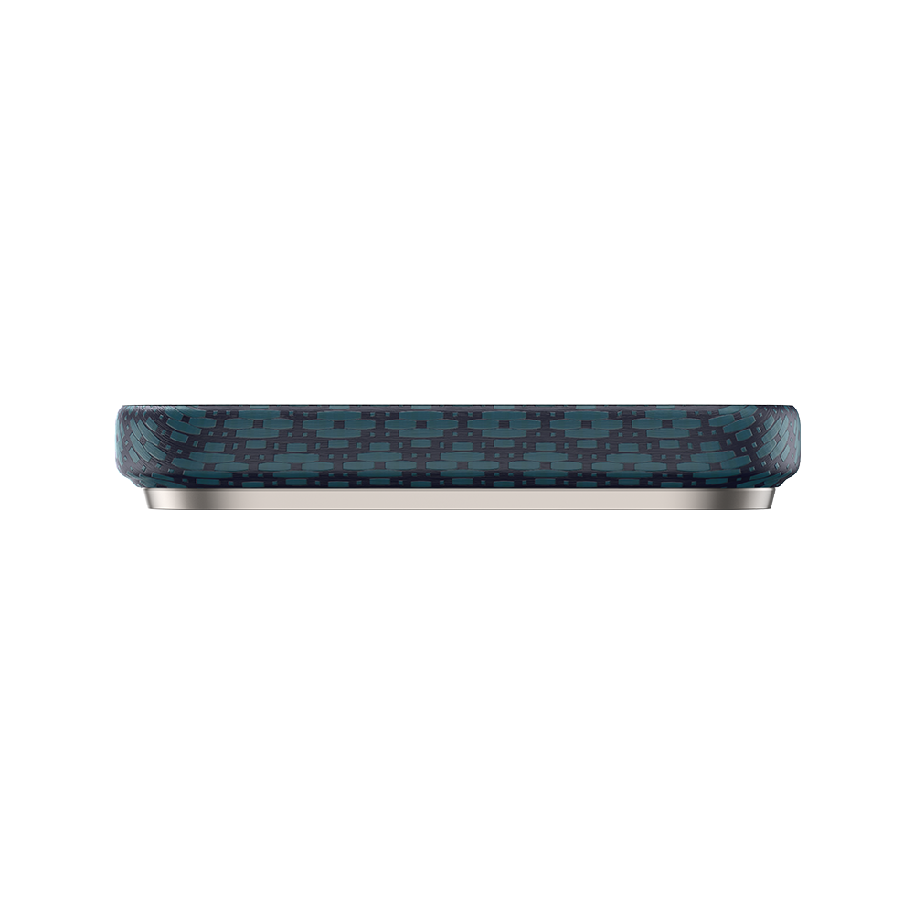Ansicht der Kevlar® iPhone 17 Pro Max Hülle mit schlankem Design, leichter Langlebigkeit und präzisen Aussparungen.