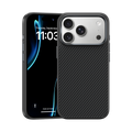 ArmorPro Hülle mit Kevlar® 600D für iPhone 17 Pro Max – stoßfest, langlebig, mit Carbonfaser-Optik und MagSafe-Kompatibilität.

