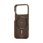 Rückansicht der goldenen ArmorTint Kevlar®-Faser Hülle für iPhone 17 Pro Max, MagSafe-kompatibel mit erhöhtem Linsenschutzrahmen.

