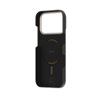 Seitenprofil der Montage ArmorPro Hülle für iPhone 17 Pro, die das schlanke Design, die Funktion ohne Signalstörungen und die ergonomische Tastenplatzierung hervorhebt.
