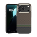 Benks iPhone 17 Pro Max Hülle aus langlebiger 600D Kevlar®-Faser, mit schlankem Design, Carbonfaser-Optik und grünem Akzent für zusätzlichen Stil.

